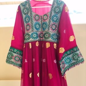 Traditional Afghan Clothing